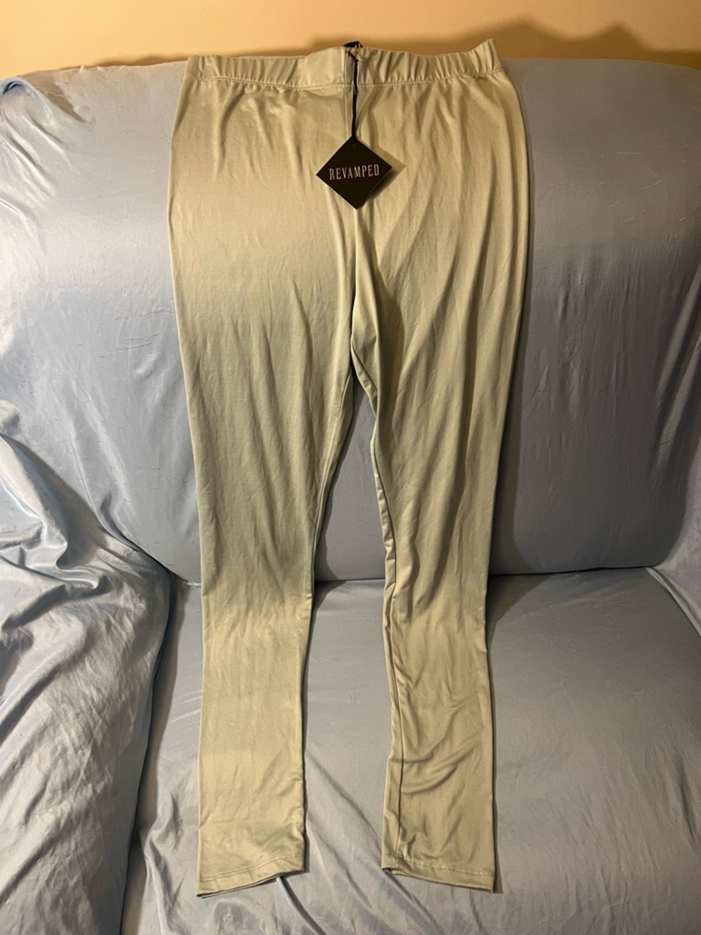 Revamped Woman’s Olive Green Stretch Pull-On Leggings
